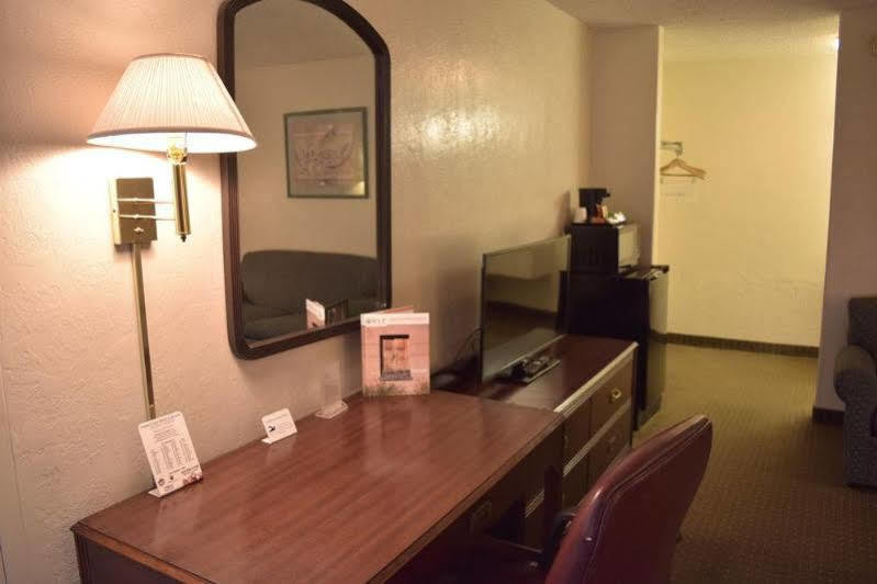 Knights Inn Tucson Bagian luar foto